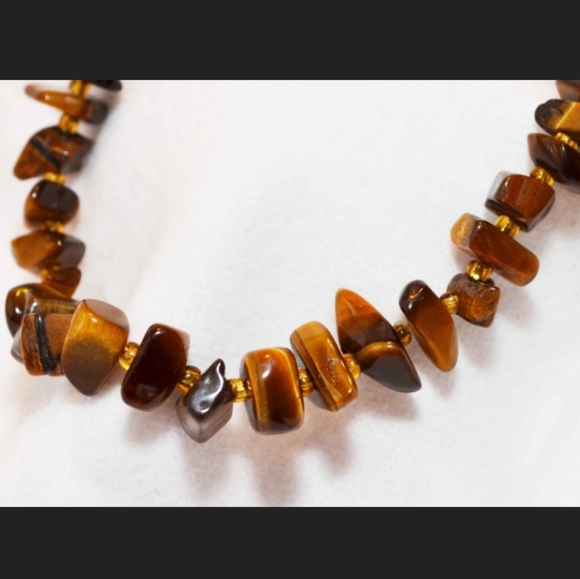 Beautiful Handmade Tiger Eye Beaded Bracelet - Picture 4 of 6